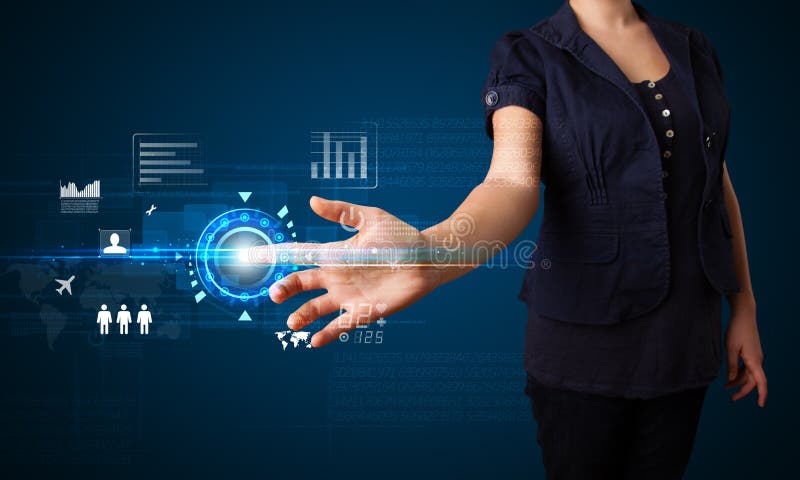 Jeunes boutons émouvants de technologie de Web de femme d'affaires futurs et photos stock Jeunes boutons émouvants de technologie de Web de femme d'affaires futurs et photos stock