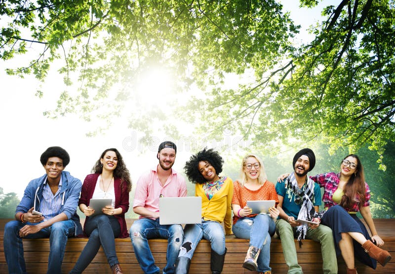 Jeunes Team Together Cheerful Concept d'adolescents Jeunes Team Together Cheerful Concept d'adolescents