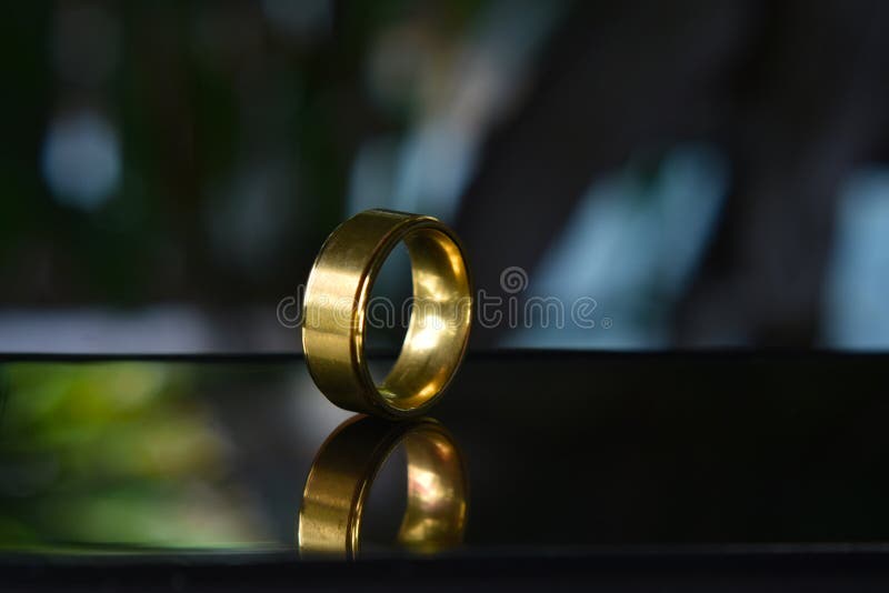 Jewelry and Gems Beautiful Glittering Gold Ring Stock Photo - of decorated, popular: