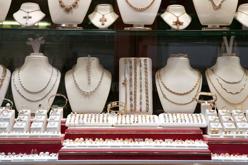 Jewelry display shop editorial photography. Image of shop 18075072