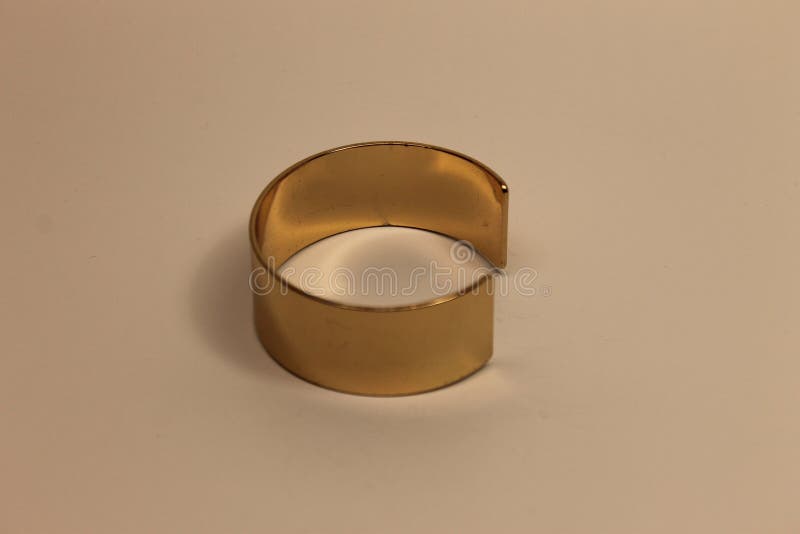 Jewery dell'oro e poco regalo fotografie stock Jewery dell'oro e poco regalo fotografie stock