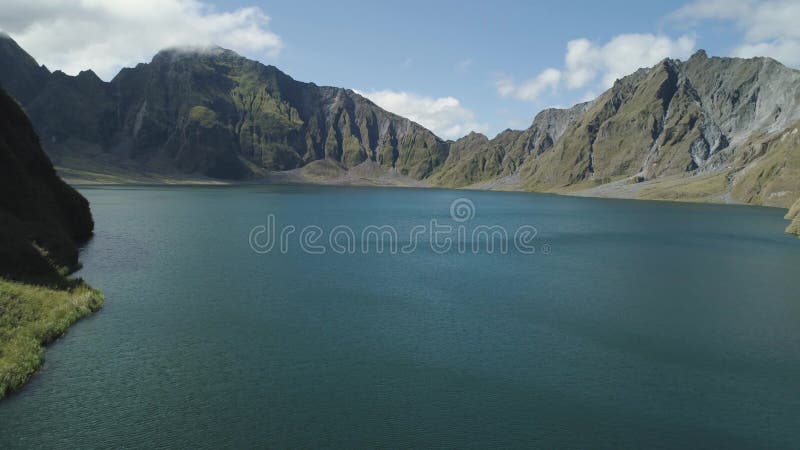 Jezioro kraterskie Pinatubo, Filipiny, Luzon