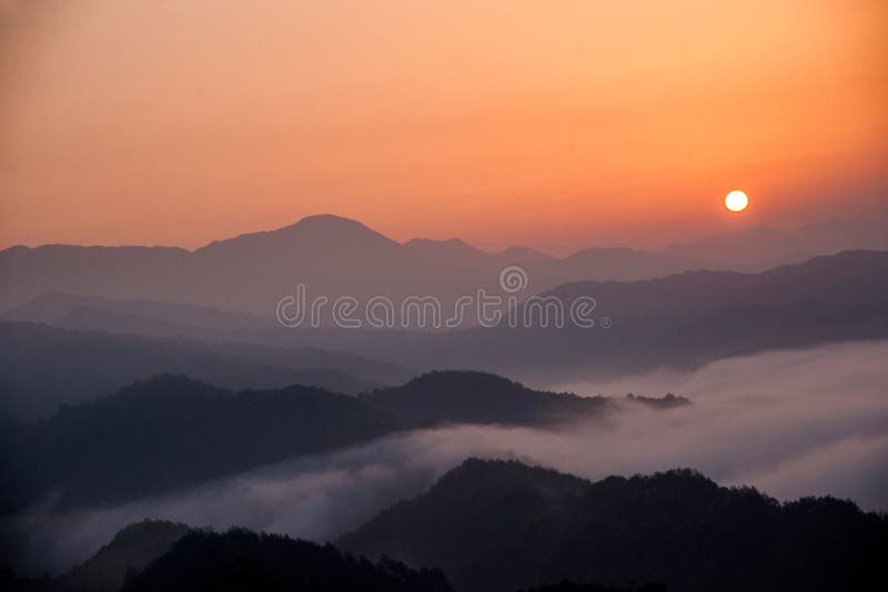 Jiangxi Wuyuan Shicheng mountains sunrise sea of â€‹â€‹clouds