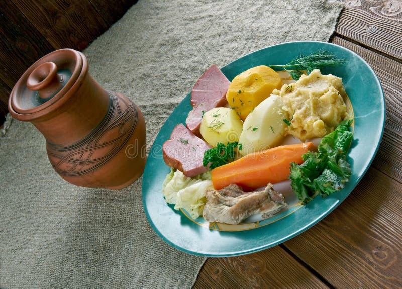 Jiggs dinner stock photo. Image of dinner, corned, cabbage 60798436