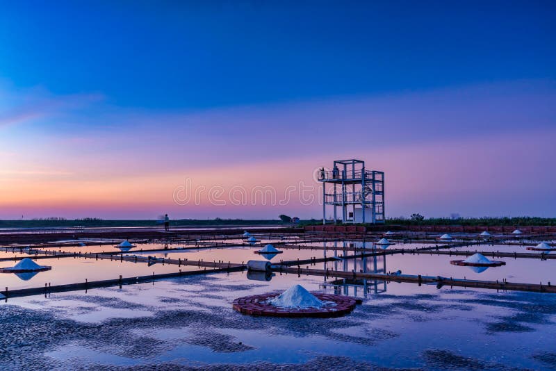 Jing Zhai Jiao Tile- Paved Salt Fields