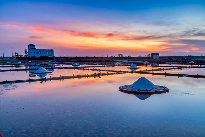 Jing Zhai Jiao Tile- Paved Salt Fields