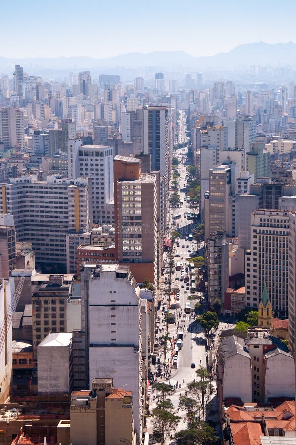 Joao del sao del viale nella città di Sao Paulo immagine stock libera da diritti Joao del sao del viale nella città di Sao Paulo immagine stock libera da diritti