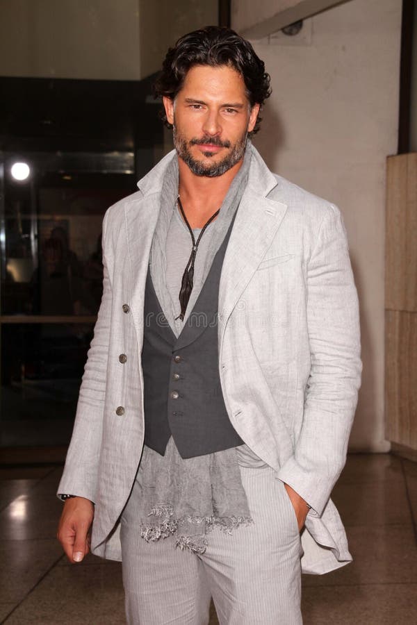 Joe Manganiello editorial image. Image of arclight, theater - 24037345