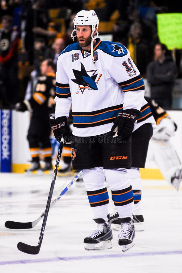 10,090 Joe Thornton Sharks Stock Photos, High-Res Pictures, and