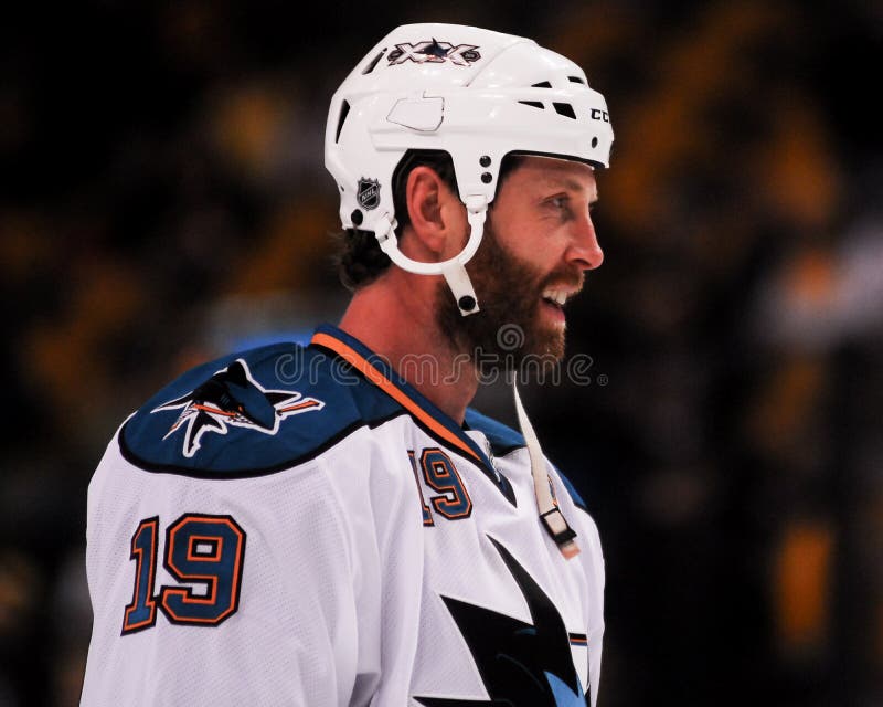 10,090 Joe Thornton Sharks Stock Photos, High-Res Pictures, and Images -  Getty Images