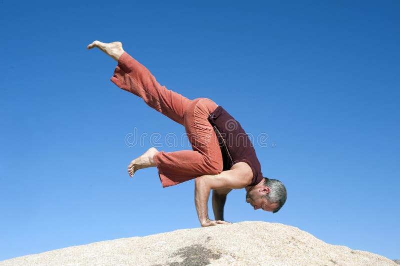 Joga Eka Pada Bakasana zdjęcie stock Joga Eka Pada Bakasana zdjęcie stock