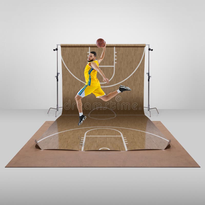 Jogador De Basquete Profissional Jogando Basquete Em Tela 3d Sobre Fundo  Colorido. Jogos Desportivos Online Foto de Stock - Imagem de celular,  ativo: 252307066