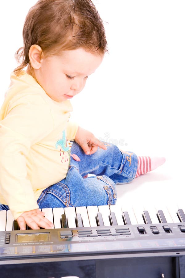 Música Do Jogo Do Bebê No Teclado De Piano Imagem de Stock - Imagem de  tecla, fofofo: 32437709