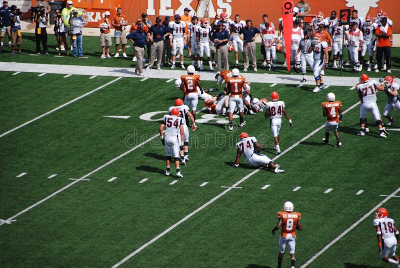 Jogo De Futebol Da Faculdade Dos Longhorns De Texas Fotografia