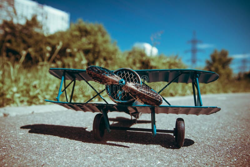 Jogos De Brinquedos Antigos Em Aviões. Colheita Imagem de Stock