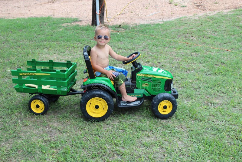 John Deere attracts young farmers of all ages