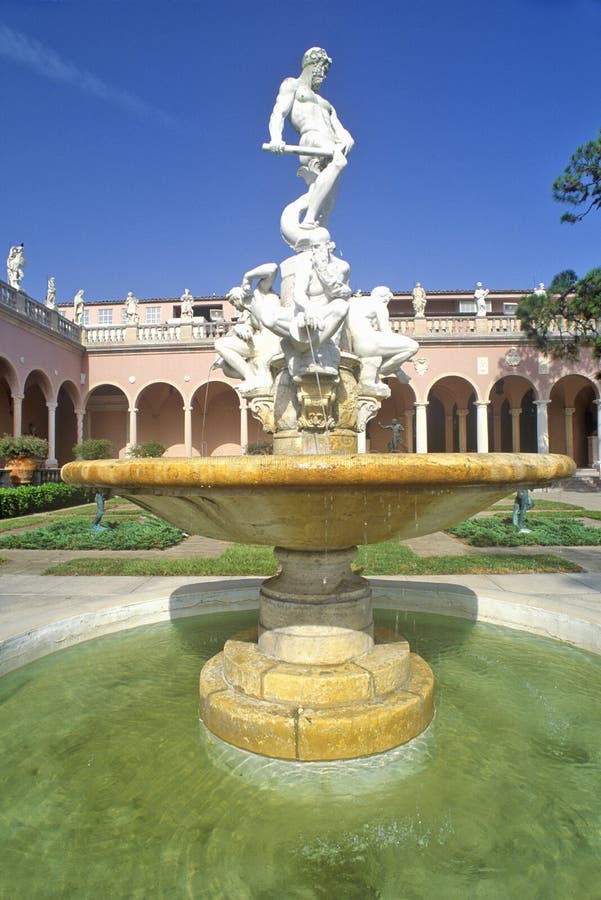 John et Mabel Ringling Museum d'art, Sarasota, la Floride image libre de droits John et Mabel Ringling Museum d'art, Sarasota, la Floride image libre de droits