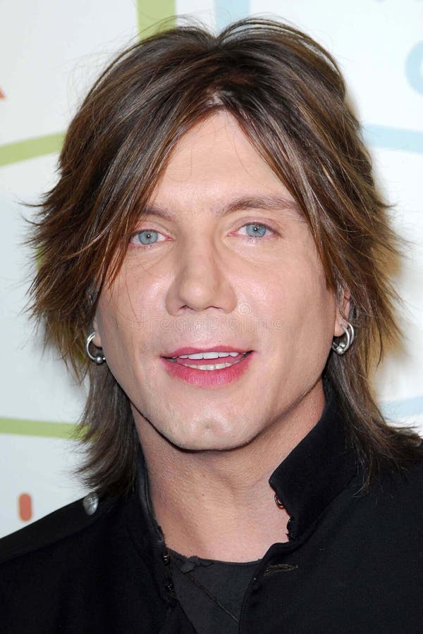 Johnny Rzeznik editorial stock image. Image of area, nightclub - 24197644