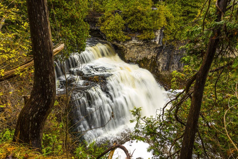 Jones Falls scenico di Owen Sound immagine stock libera da diritti Jones Falls scenico di Owen Sound immagine stock libera da diritti