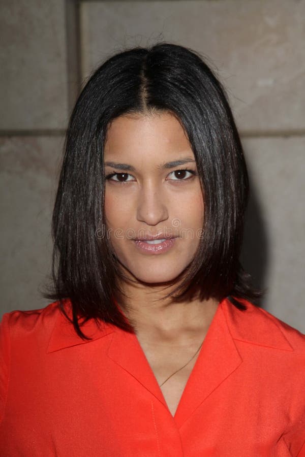 Julia Jones Pics