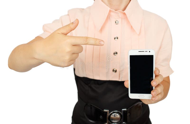 Jonge bedrijfsvrouw die met zwarte vertoning van mobiele telefoon tonen royalty-vrije stock afbeeldingen Jonge bedrijfsvrouw die met zwarte vertoning van mobiele telefoon tonen royalty-vrije stock afbeeldingen