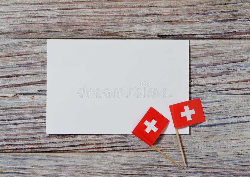Jour de la Déclaration d'Indépendance Suisse, le 1er août Vacances fédérales en l'honneur de la fondation de la Confédération hel photo stock Jour de la Déclaration d'Indépendance Suisse, le 1er août Vacances fédérales en l'honneur de la fondation de la Confédération hel photo stock