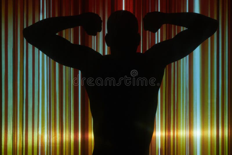 Joven con cuerpo perfecto imágenes de archivo libres de regalías