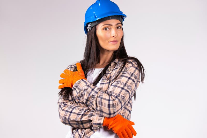 Mujer O Constructor Con Guantes Y Herramientas De Trabajo Foto de