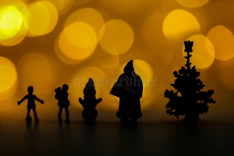 Joyeux Noël et personnes miniatures de bonne année : Enfants W photo libre de droits Joyeux Noël et personnes miniatures de bonne année : Enfants W photo libre de droits