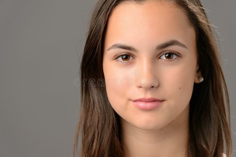 Jugendlicheschönheitsgesichts-Kosmetiknahaufnahme lizenzfreie stockfotos Jugendlicheschönheitsgesichts-Kosmetiknahaufnahme lizenzfreie stockfotos