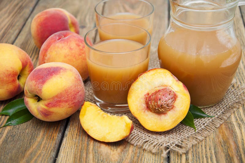 Jugo del melocotón imágenes de archivo libres de regalías Jugo del melocotón imágenes de archivo libres de regalías