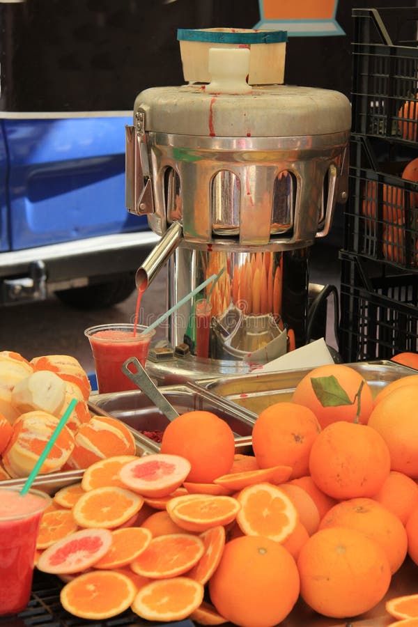 Juice bar at a market stock image. Image of juicy, orange 41786905