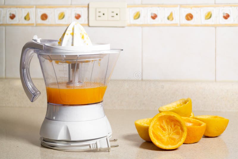 Juice Machine Extractor Making Orange Juice, Organic Orange Juice