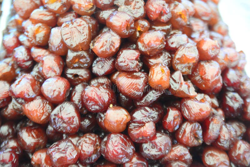 Jujube-Schweißobst , Chinesisches Datum, Affenapfel mit Sirup gekocht Chinesischer Dattellink oder Jujube Link ist der beste Nach lizenzfreies stockbild