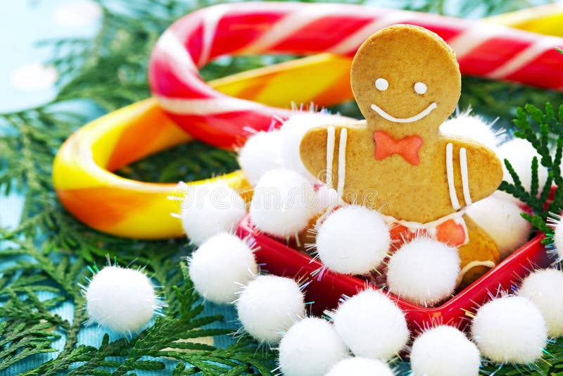 Jul traditionell ljust rödbrun pepparkaka royaltyfria foton