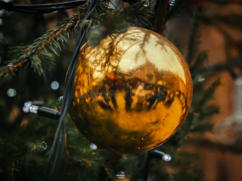 Julboll- och tr?dferie royaltyfria foton Julboll- och tr?dferie royaltyfria foton