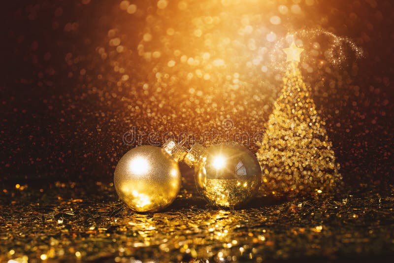 Julgarnering - Defocused guld- Bokeh med julträdet arkivbilder Julgarnering - Defocused guld- Bokeh med julträdet arkivbilder