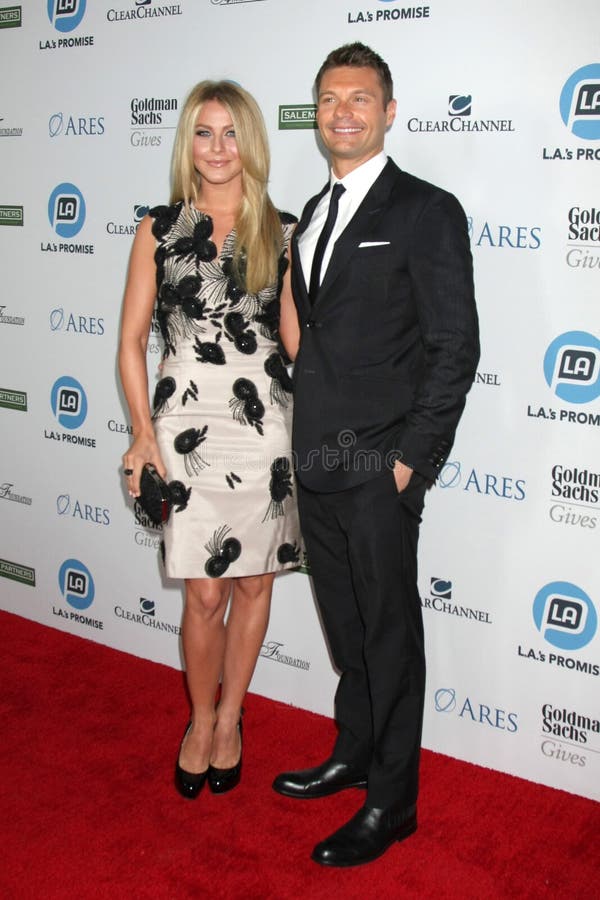 LOS ANGELES - SEPT 27: Julianne Hough, Ryan Seacrest arriving at LAs Promise 2011 Gala at the Grand Ballroom, Hollywood & Highland on September 27, 2011 in Los Angeles, CA