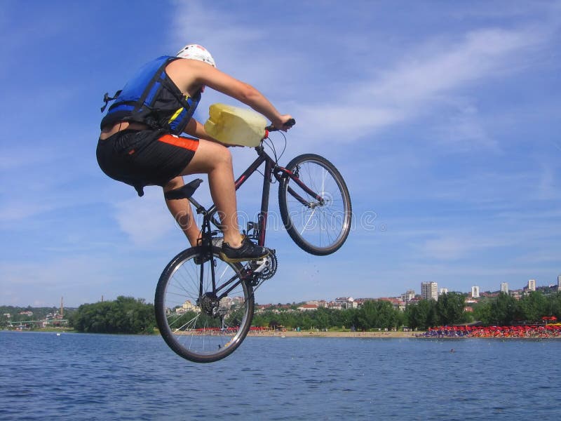 Bike jump in lake in Belgrade