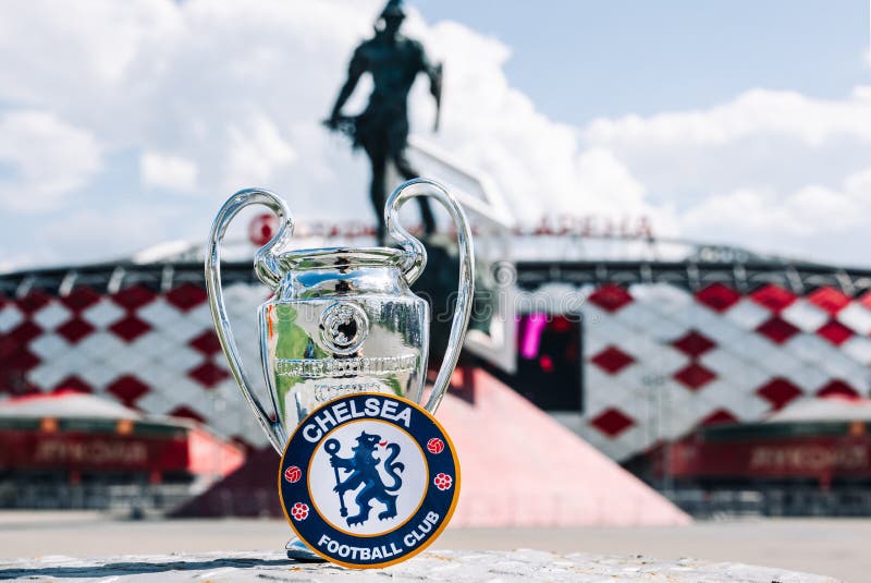 September 12, 2021, London, United Kingdom. The emblem of the Chelsea F.C.  football club on the background of a modern stadium Stock Photo - Alamy