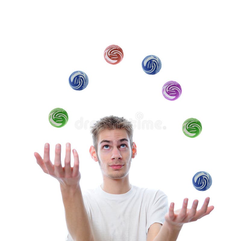 Junge erwachsene jonglierende Kugeln lizenzfreies stockfoto Junge erwachsene jonglierende Kugeln lizenzfreies stockfoto