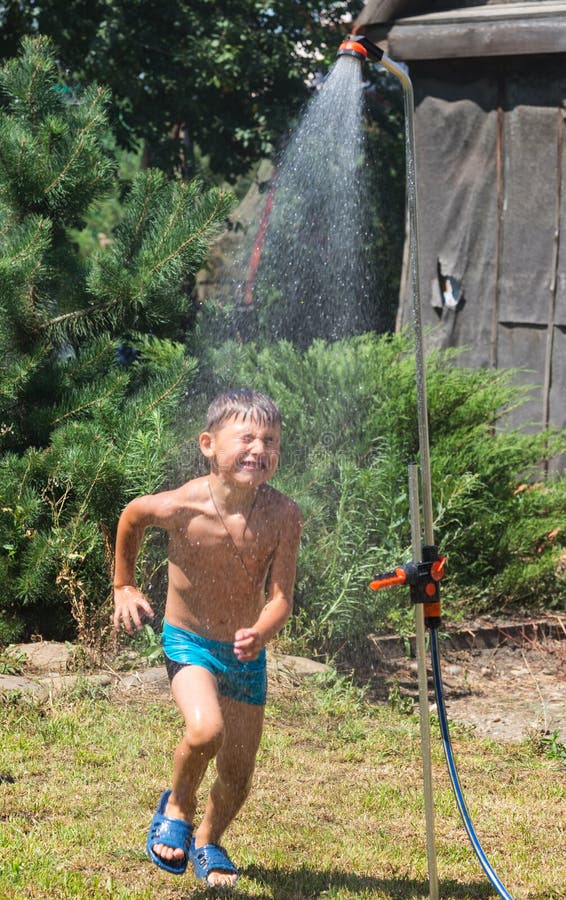Jungen Dusche Jungen Dusche
