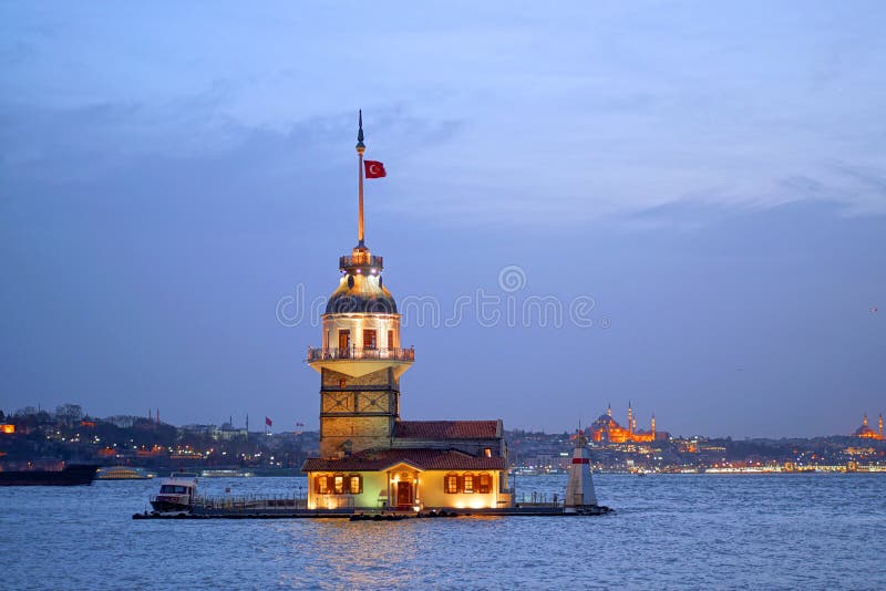 Jungfrus kulesi för tornkiz i istanbul - Turkiet