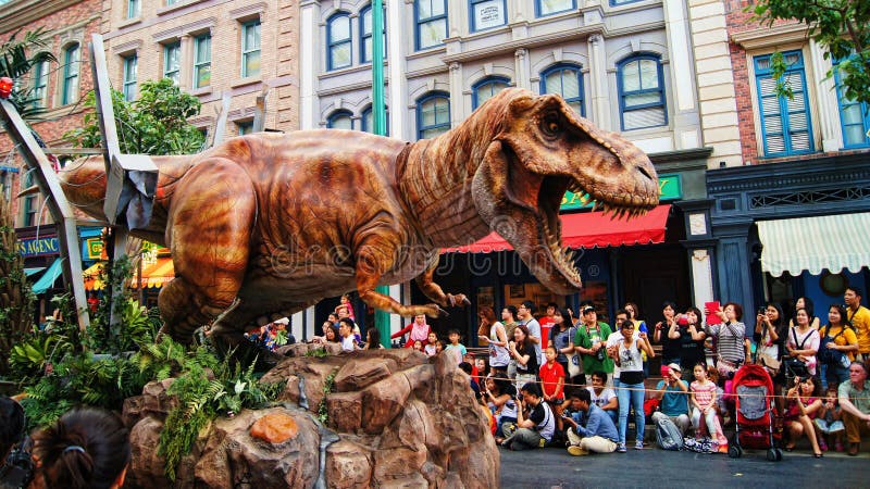 Jurassic Park Tyrannosaurus Dream Parade Editorial Stock Image - Image of creature, universal