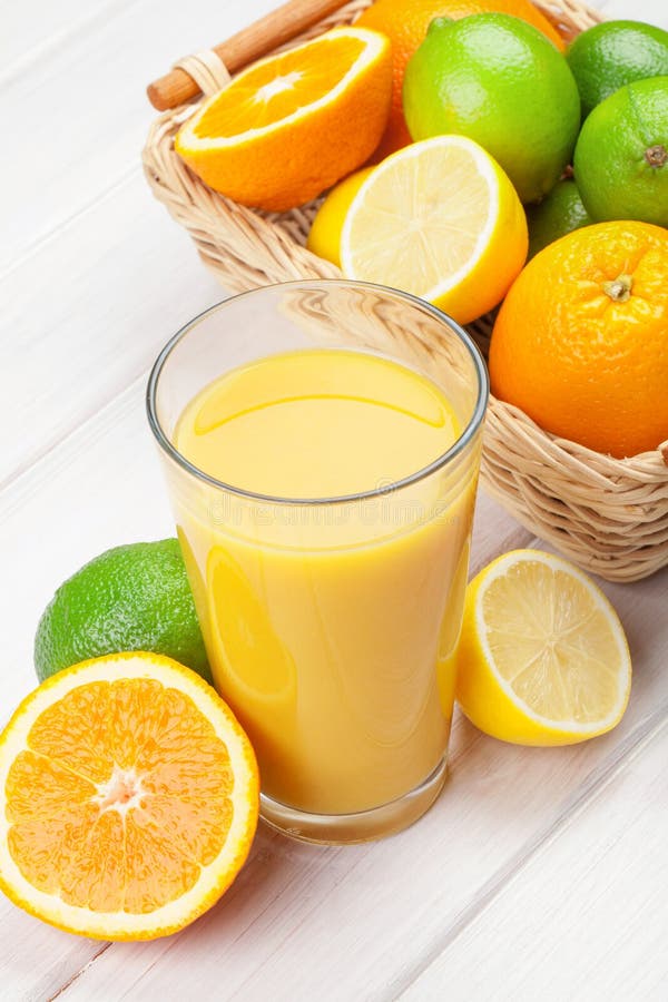 Jus d'orange en citrusvruchten royalty-vrije stock foto Jus d'orange en citrusvruchten royalty-vrije stock foto