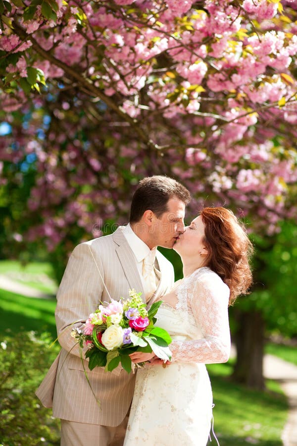 Just Married Couple Kissing Stock Image Image of adult, beauty 32252515