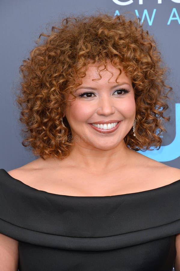 Justina Machado arkivfoton