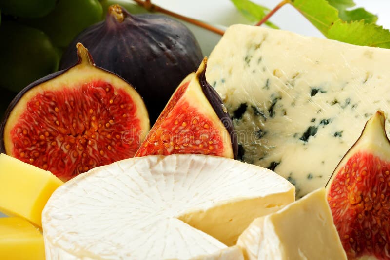 Käse und Früchte stockfoto. Bild von mahlzeit, traube - 11414250