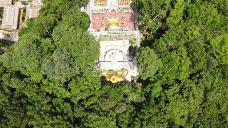 4k αεροφωτογραφίες ενός κινέζικου ναού στο ao nang krabi φιλμ μικρού μήκους