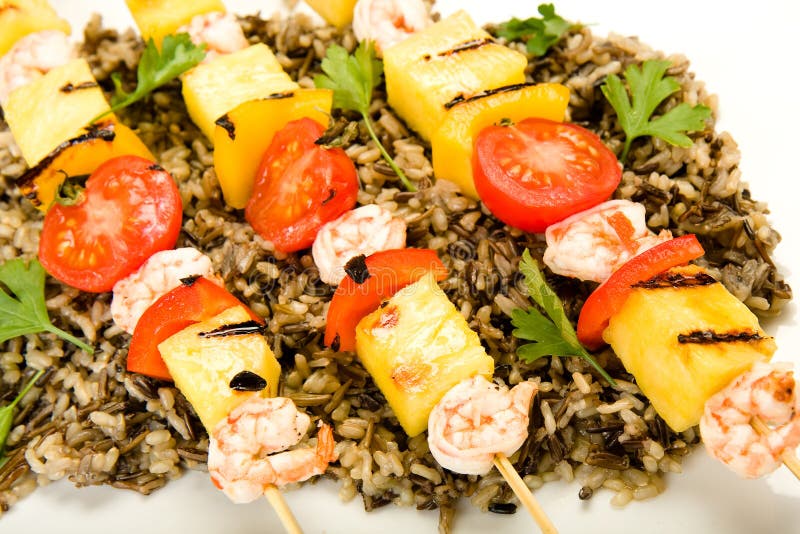 Kabobs do camarão imagens de stock royalty free Kabobs do camarão imagens de stock royalty free